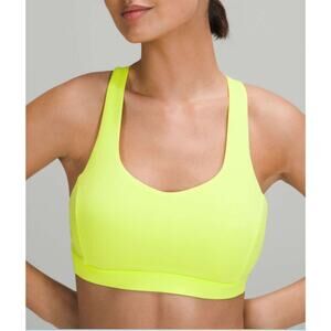 Lululemon Women's Free to Be Serene Light Support C/D Cup Lemon Sport Bra Size 4